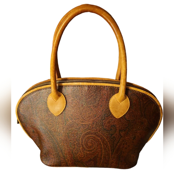 Etro Handbags - EUC ETRO sig paisley bag
